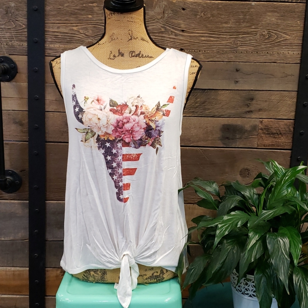 Sleeveless tank with bull skull